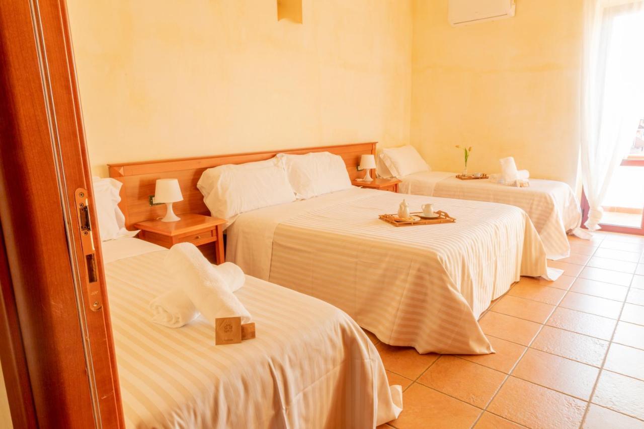 B&B Puerto Seguro 皮佐 外观 照片